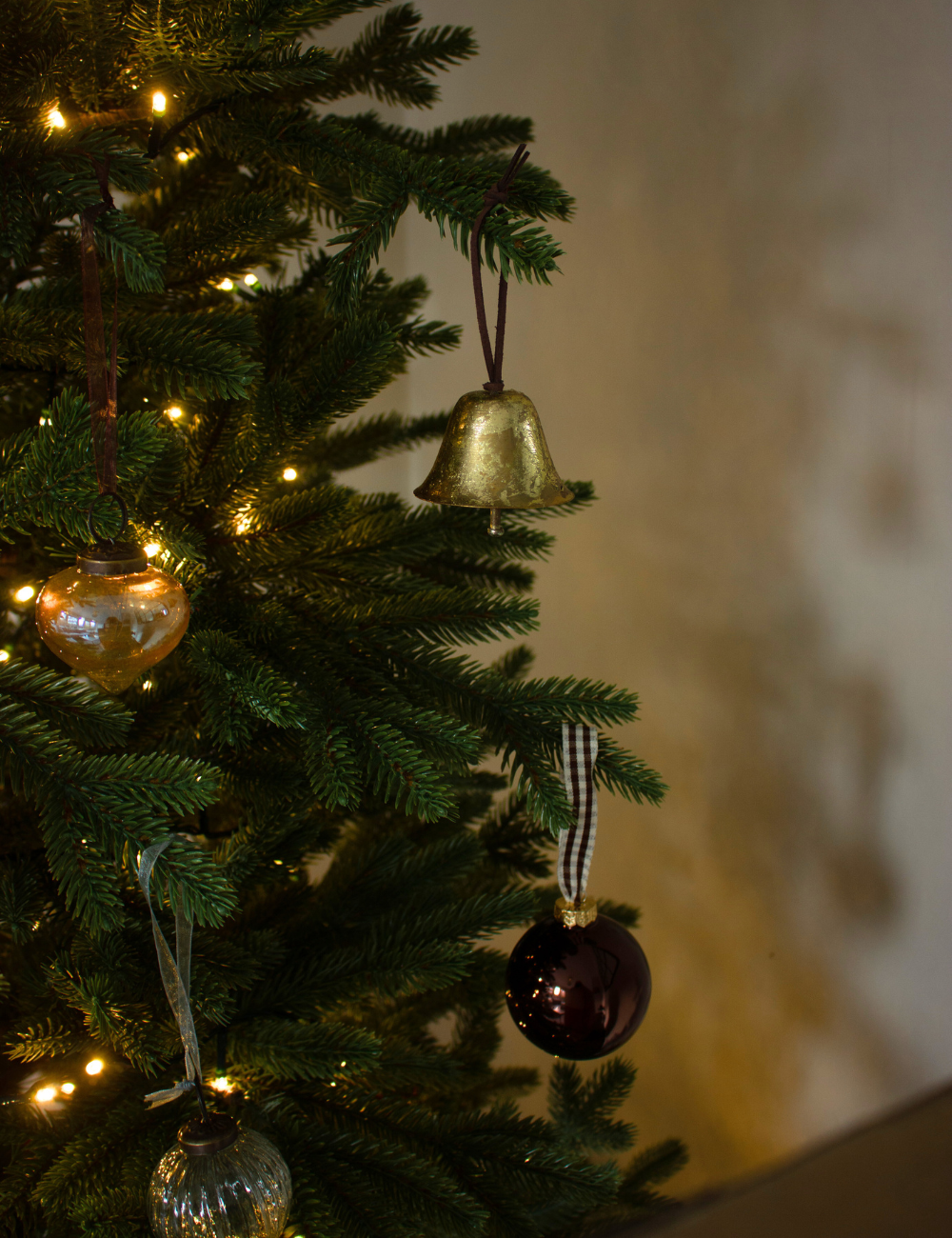 Ribbed Glass Baubles - Set of 4