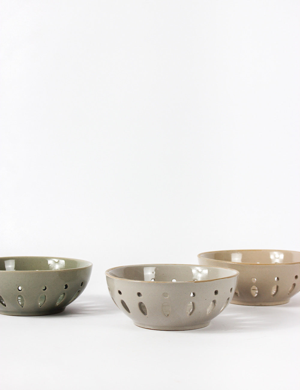 Stoneware Berry Bowls